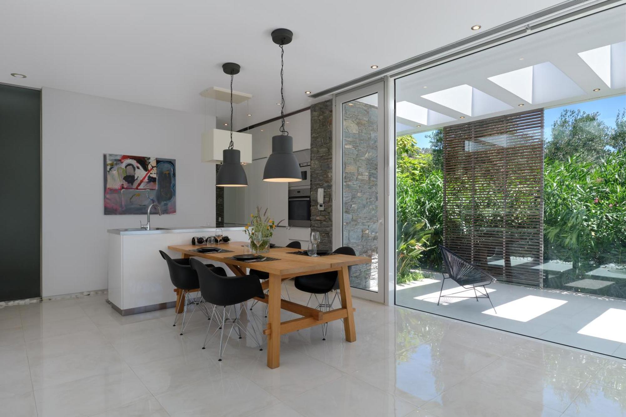 A - Luxury Villas Plomari Exterior photo
