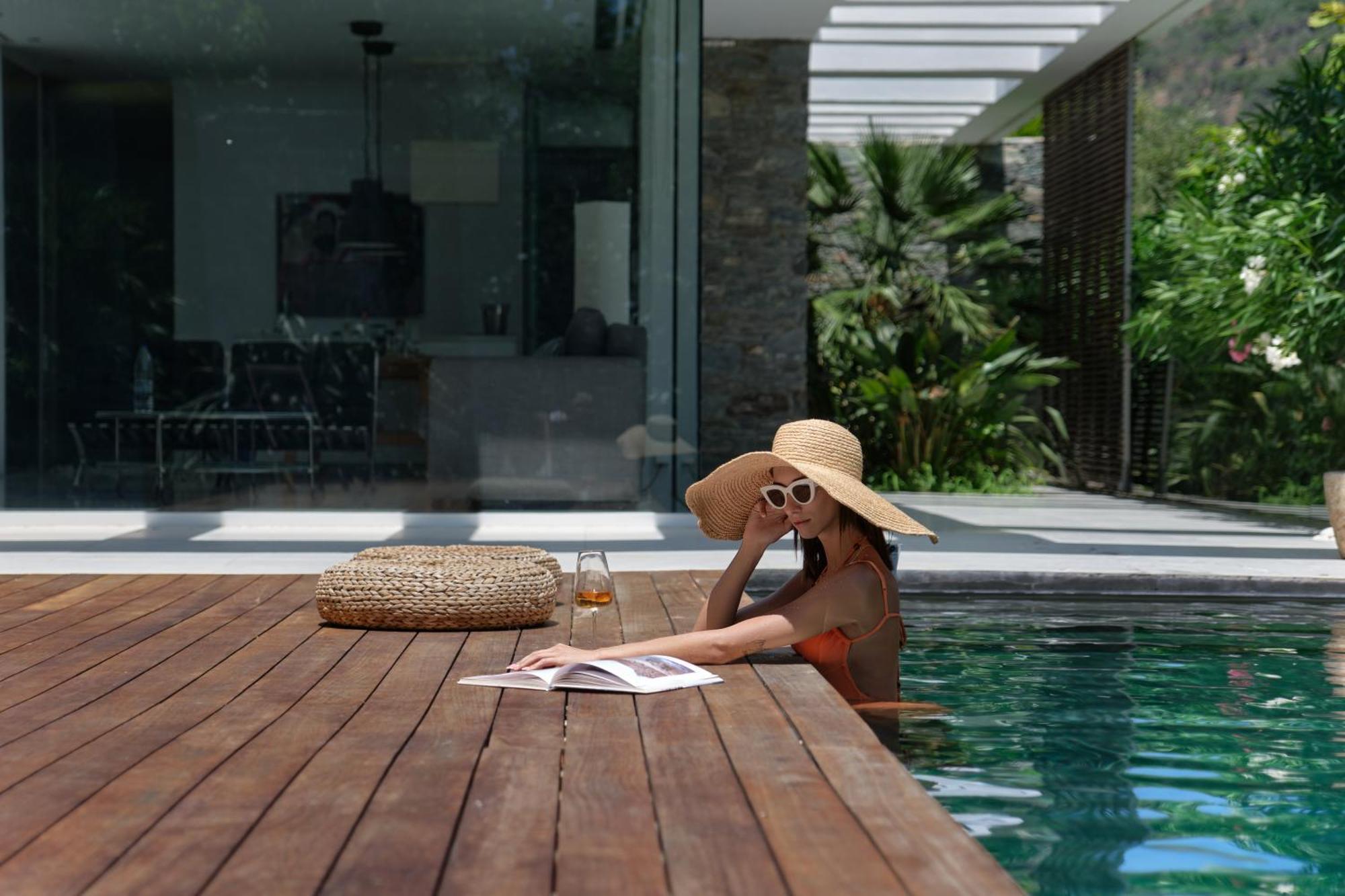 A - Luxury Villas Plomari Exterior photo